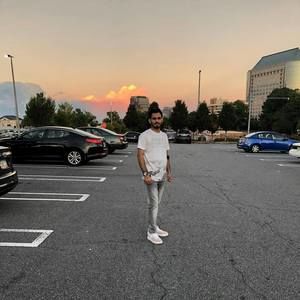 Meet your Posher, Parminder